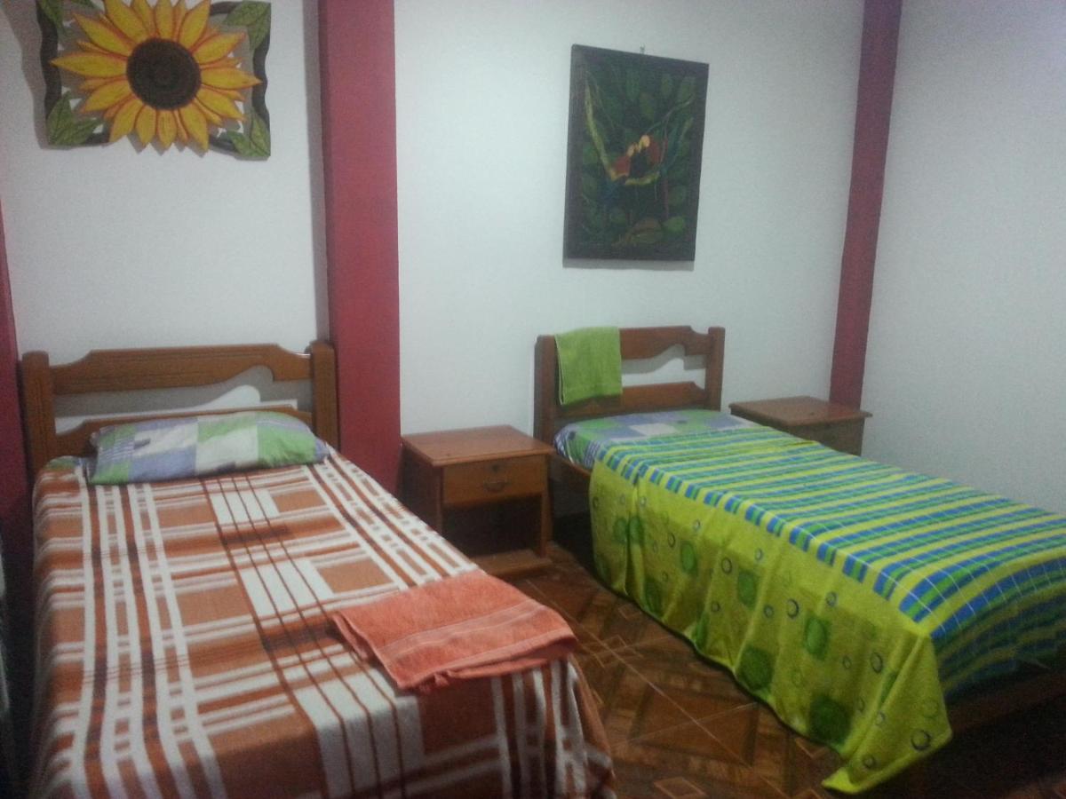 Hostal Selvatrip 莱蒂西亚 外观 照片